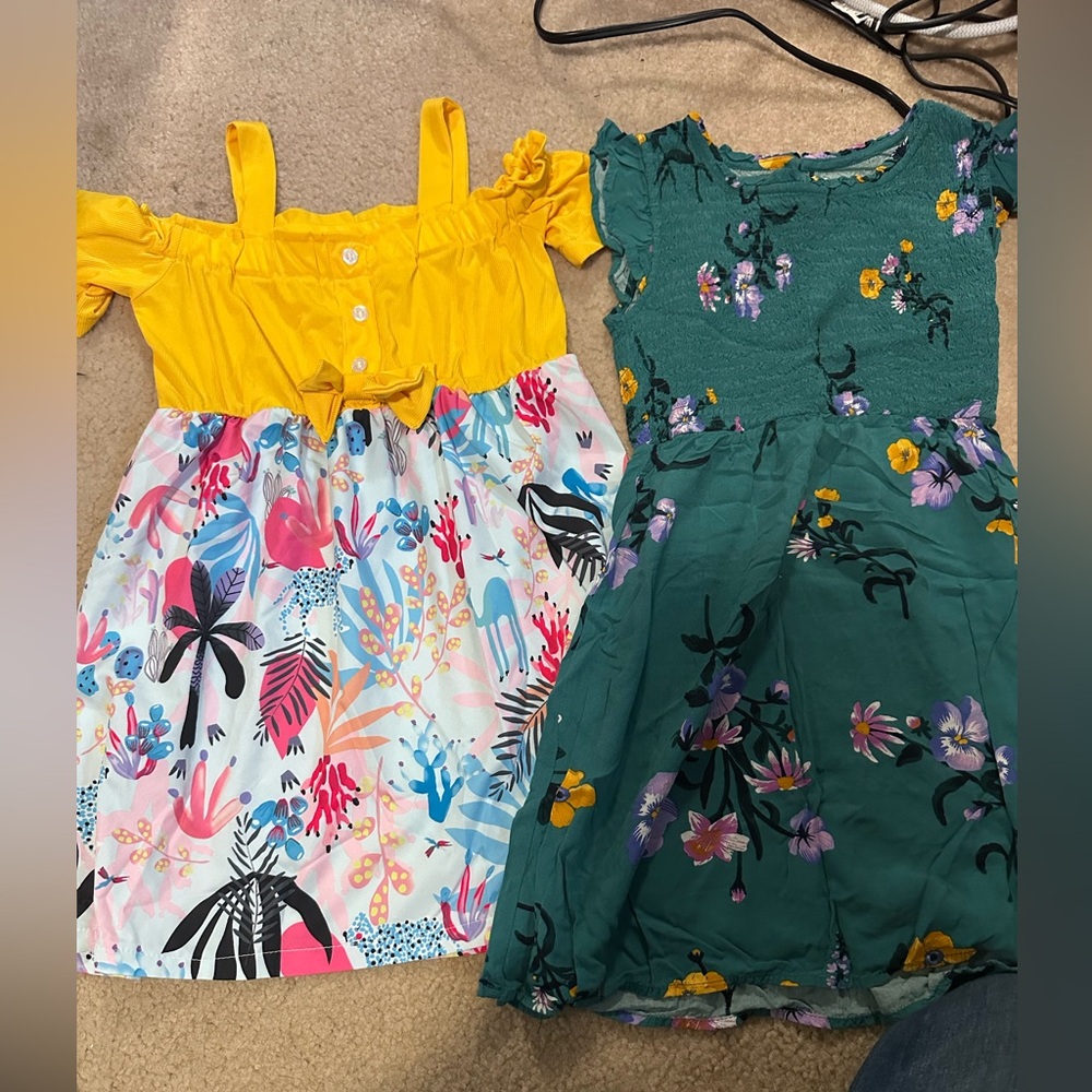 2 girls floral dresses, Medium